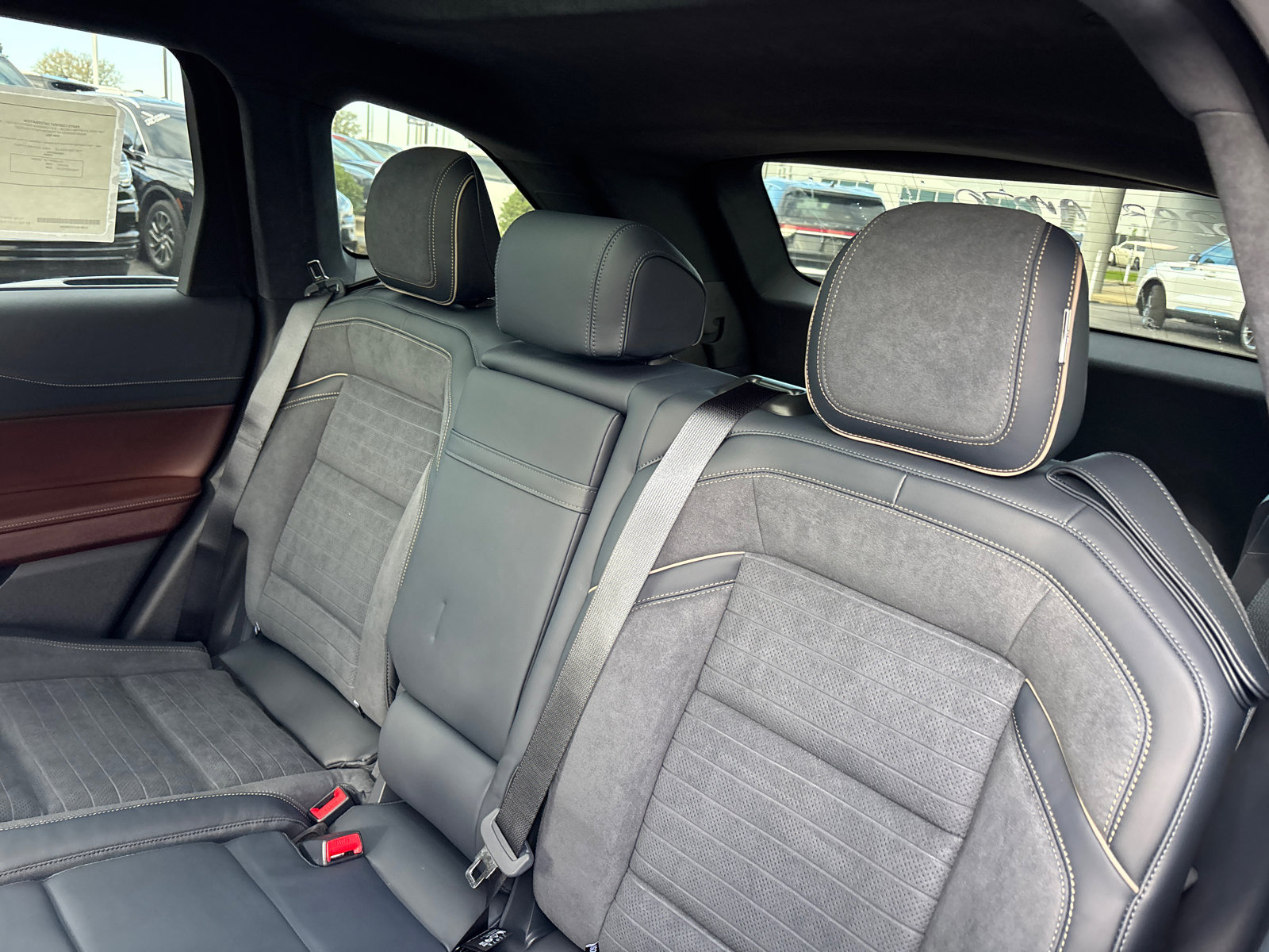 New 2026 Lincoln Nautilus Black Label w/ Jet Appearance Package image 28