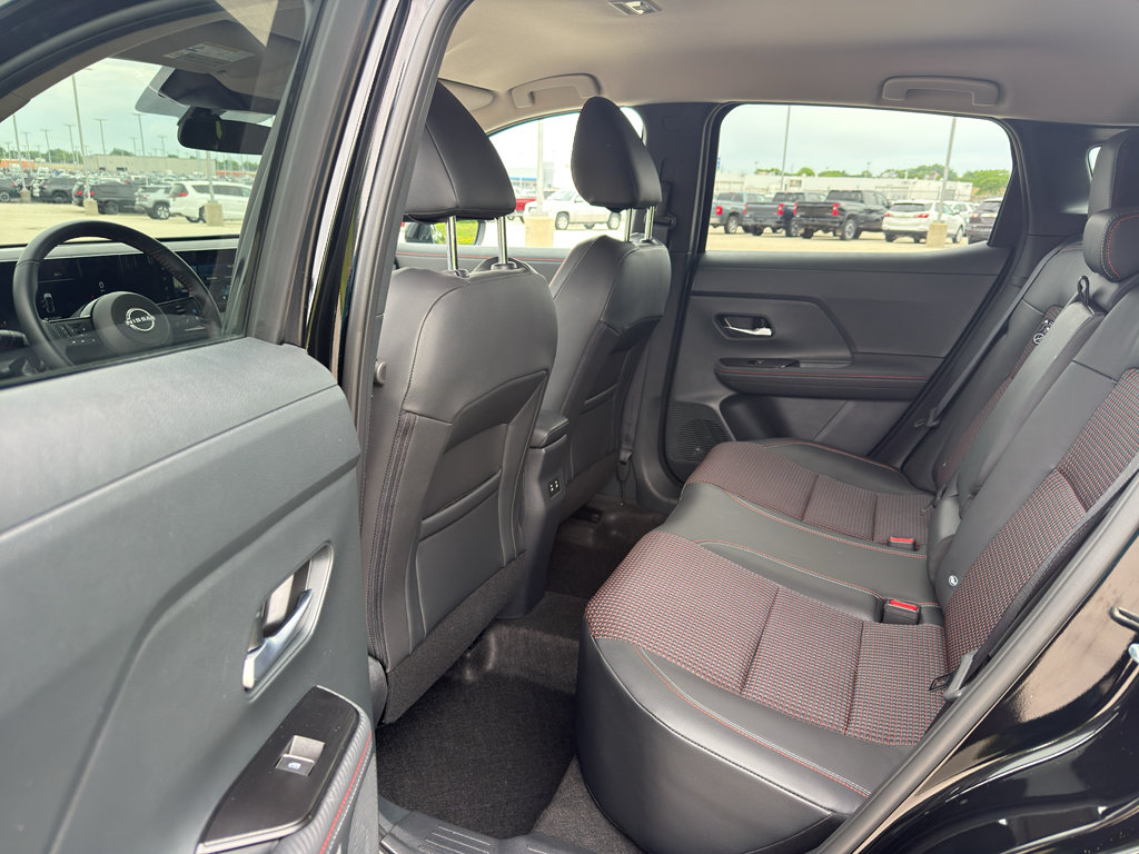Certified 2025 Nissan Kicks SR AWD/4WD image 29