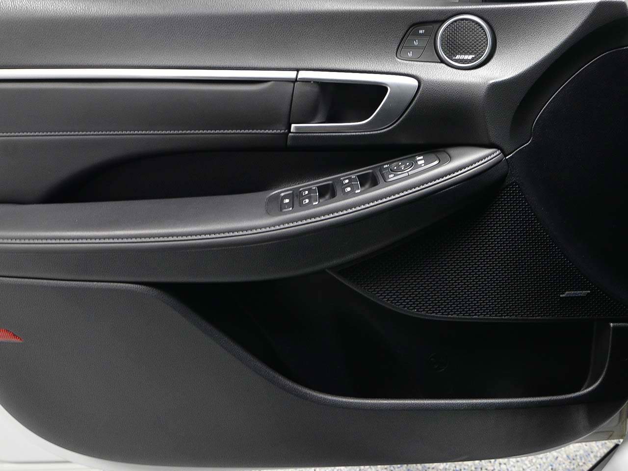 Used 2022 Hyundai Sonata Limited w/ Cargo Package image 6