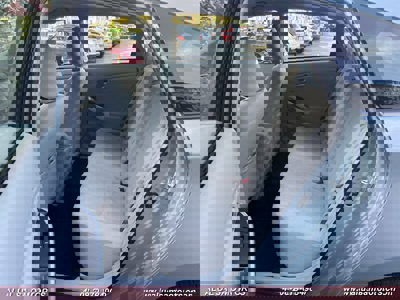 Used 2013 Toyota Prius Three FWD image 22