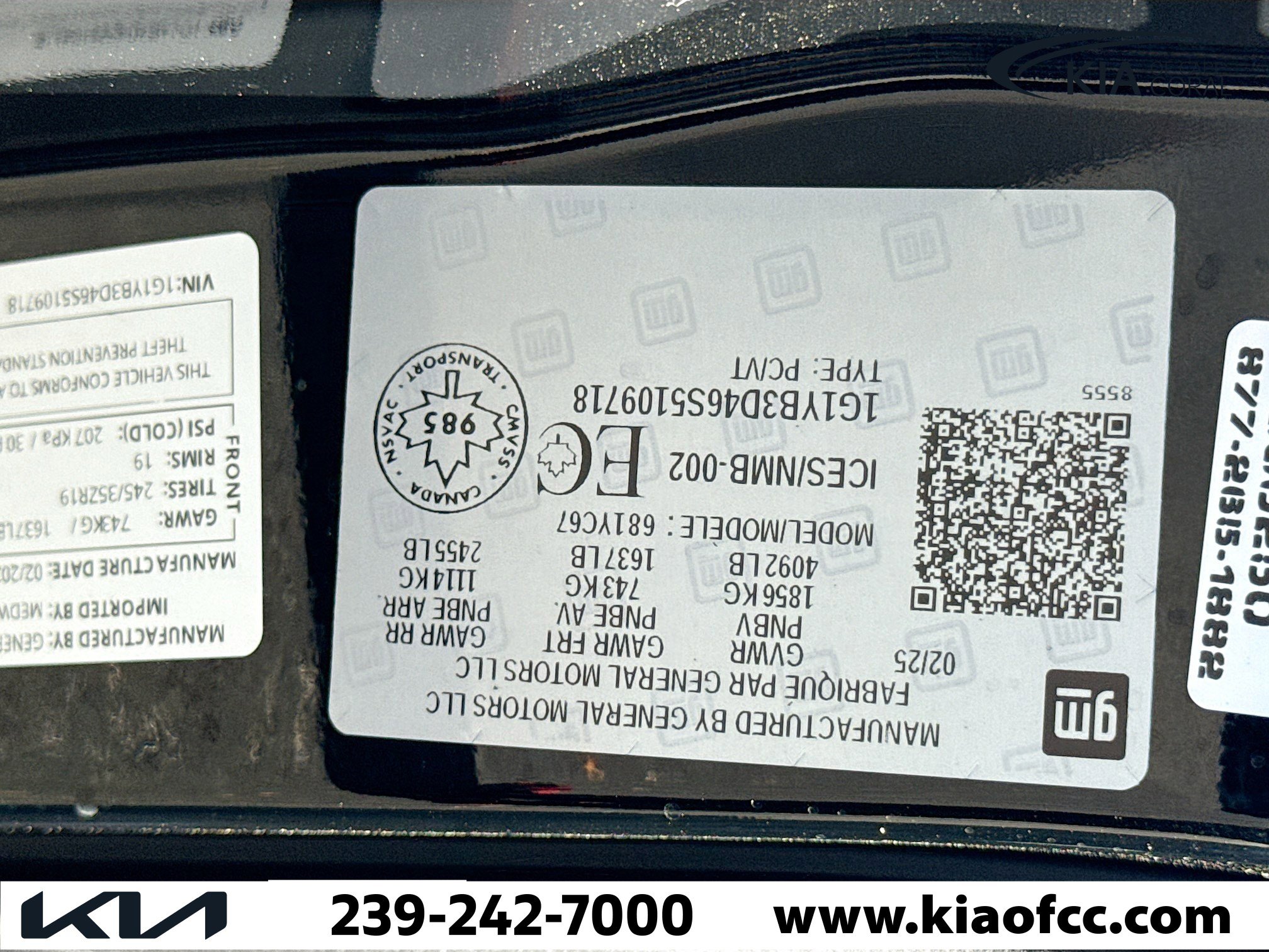 Used 2025 Chevrolet Corvette Stingray Preferred Conv w/ 2LT image 37