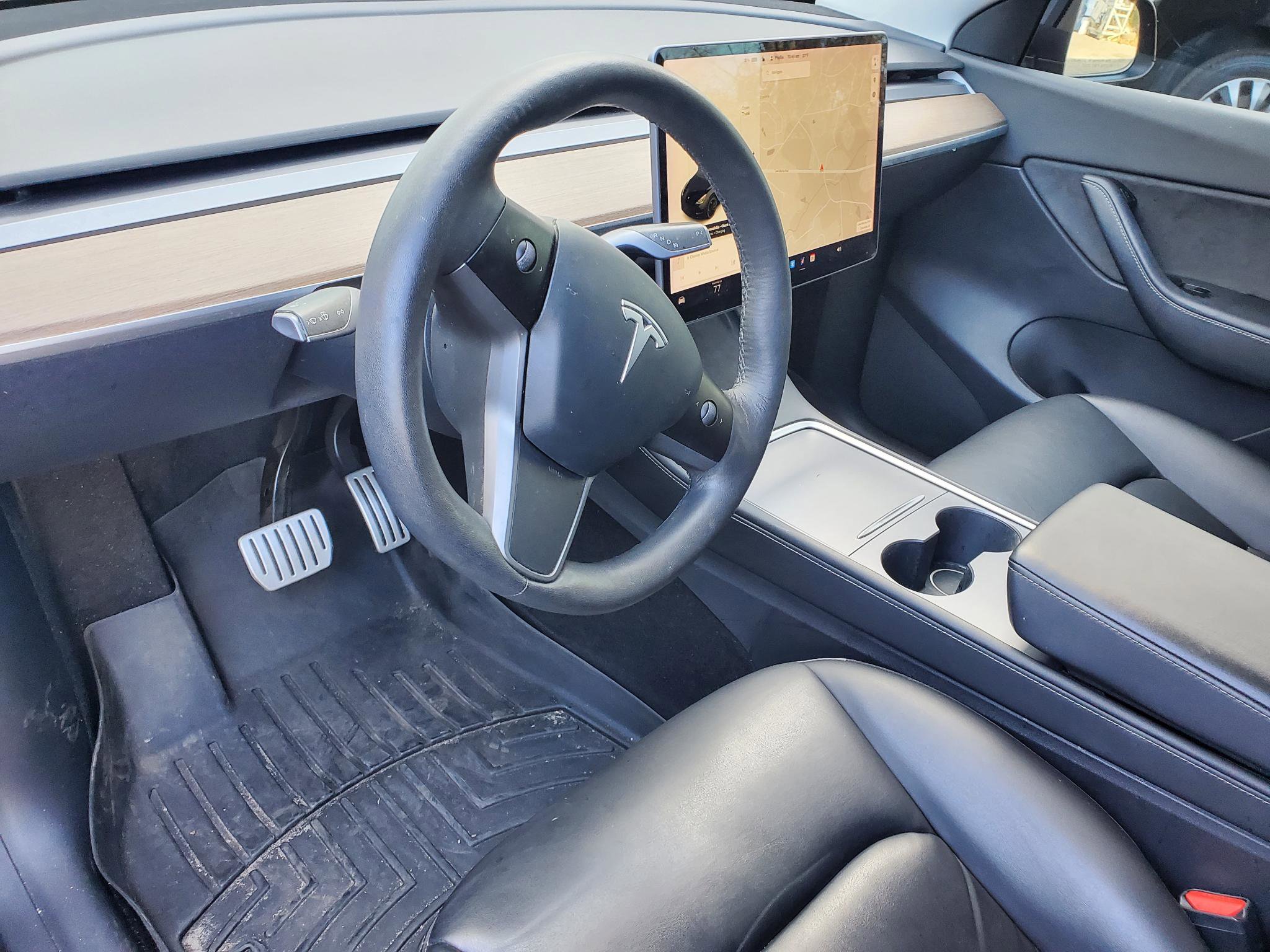 Used 2021 Tesla Model Y Performance image 19