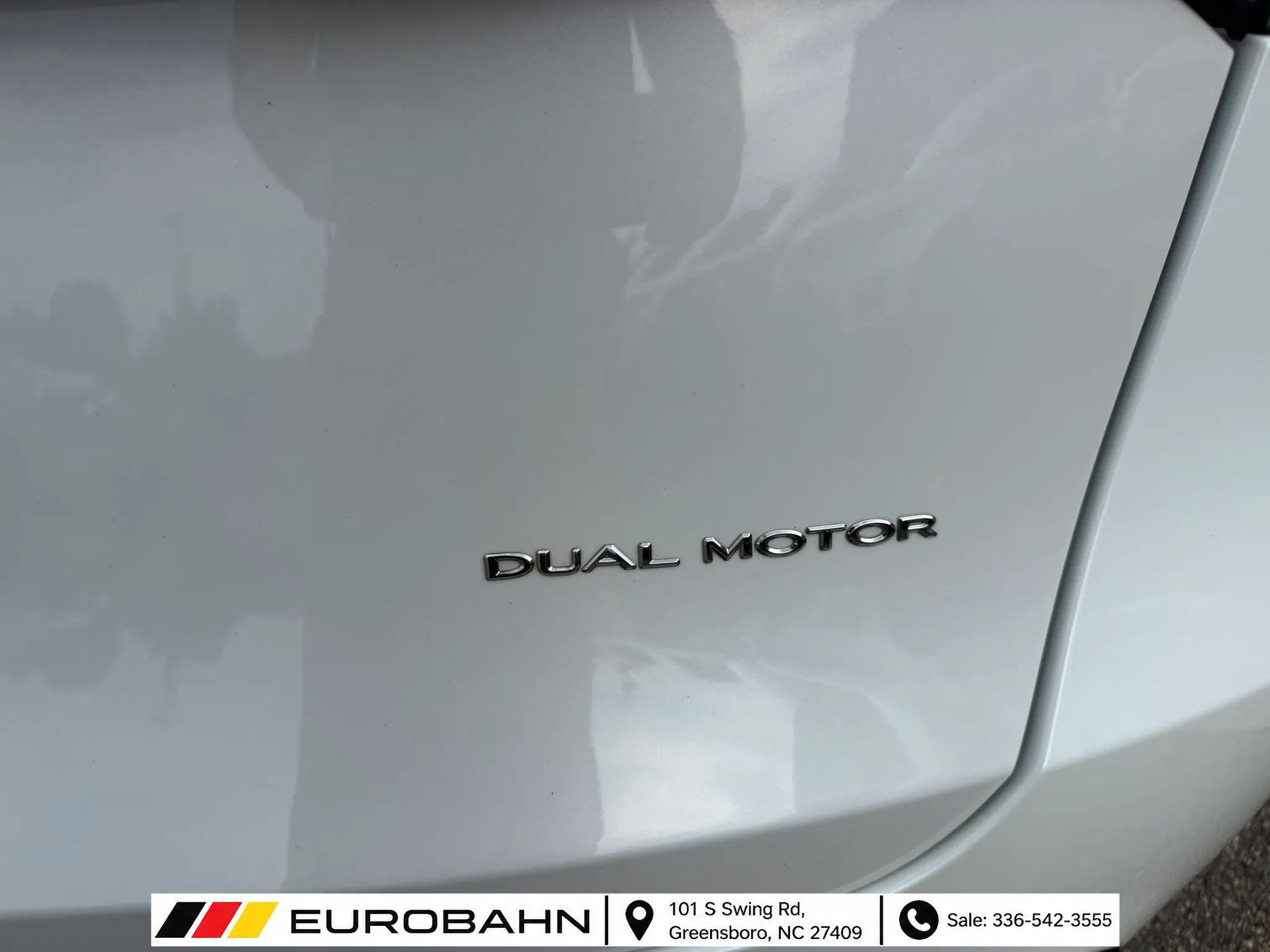 Used 2023 Tesla Model Y Long Range AWD/4WD image 25
