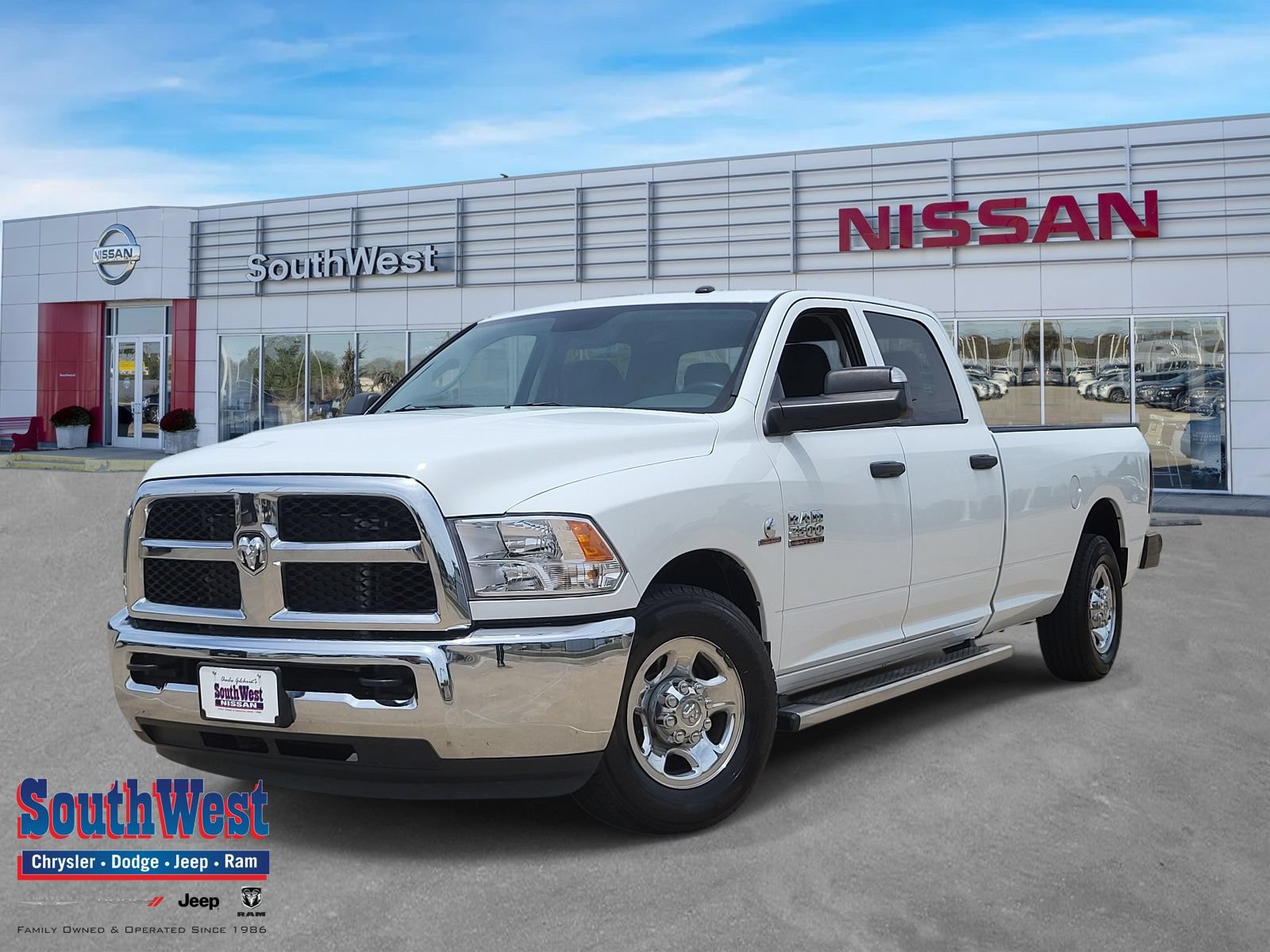Used 2013 RAM 2500 Tradesman w/ Chrome Appearance Group RWD 360° Tour