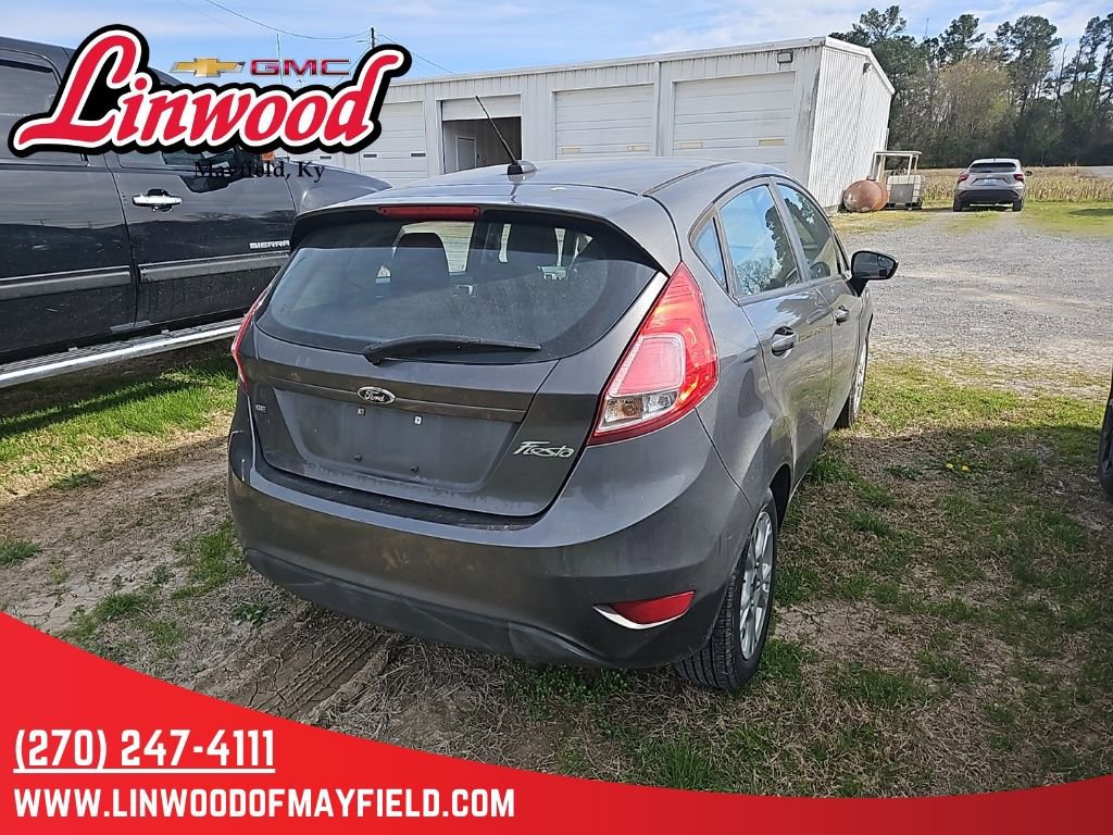 Used 2016 Ford Fiesta SE image 3