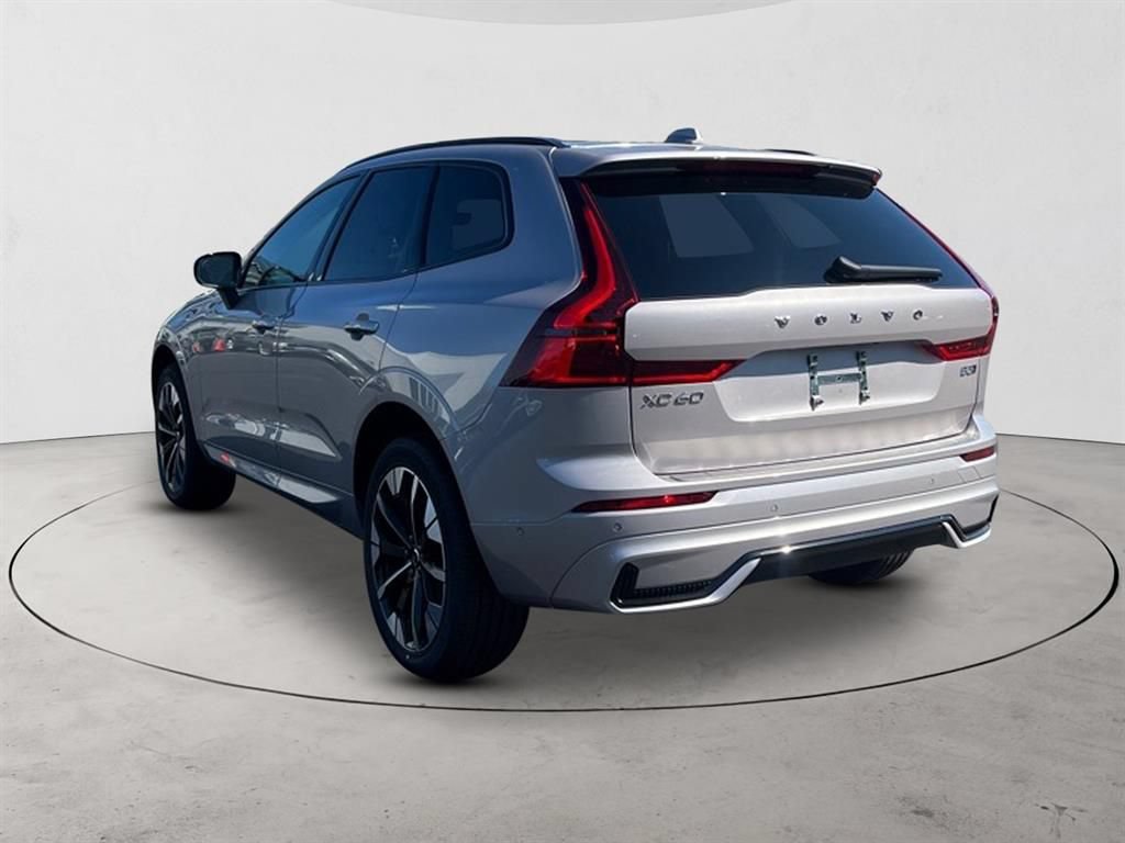 New 2026 Volvo XC60 B5 Plus w/ Protection Package Premier AWD/4WD image 3