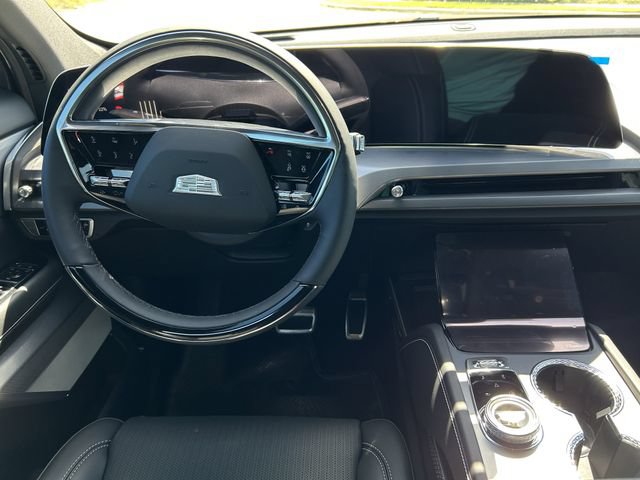 New 2026 Cadillac Vistiq Sport AWD/4WD image 11