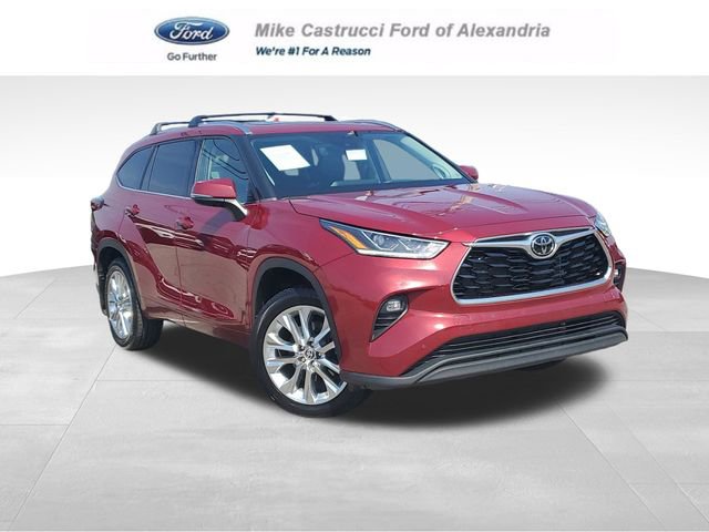 Used 2023 Toyota Highlander Limited image 1