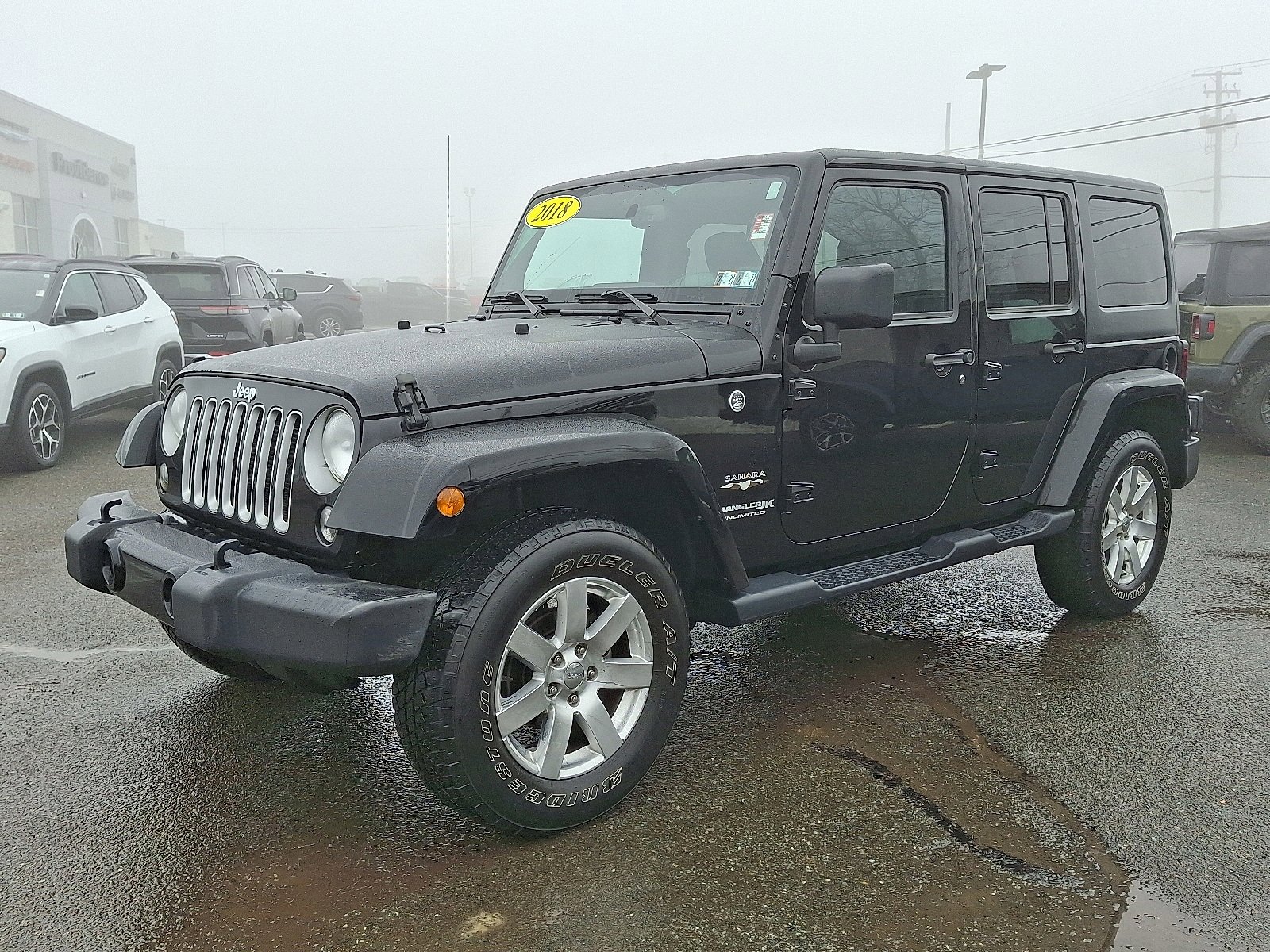 Used 2018 Jeep Wrangler Unlimited Sahara w/ Connectivity Group image 3