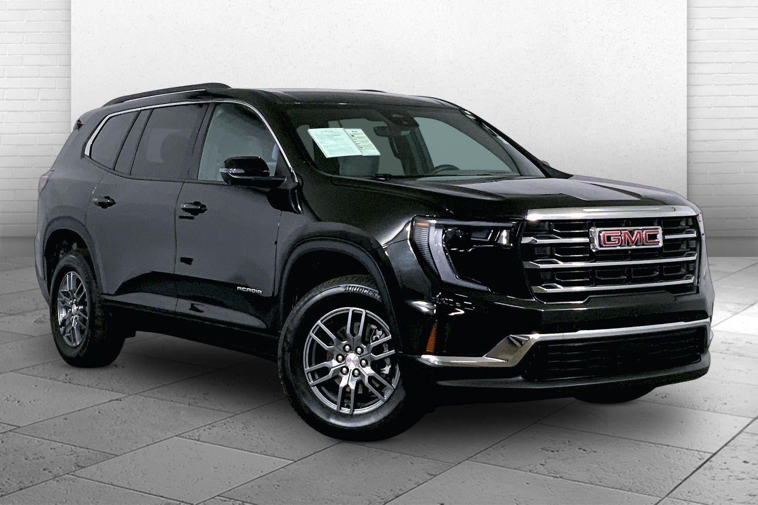 Used 2026 GMC Acadia Elevation FWD image 1