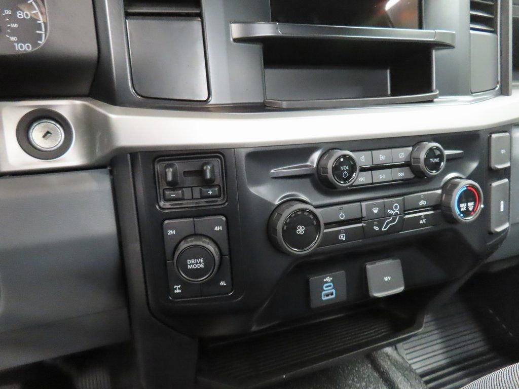 Used 2024 Ford F350 XL AWD/4WD image 54