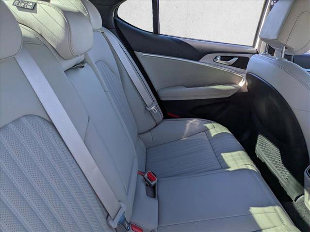 Used 2022 Genesis G70 2.0T w/ Prestige Package image 21