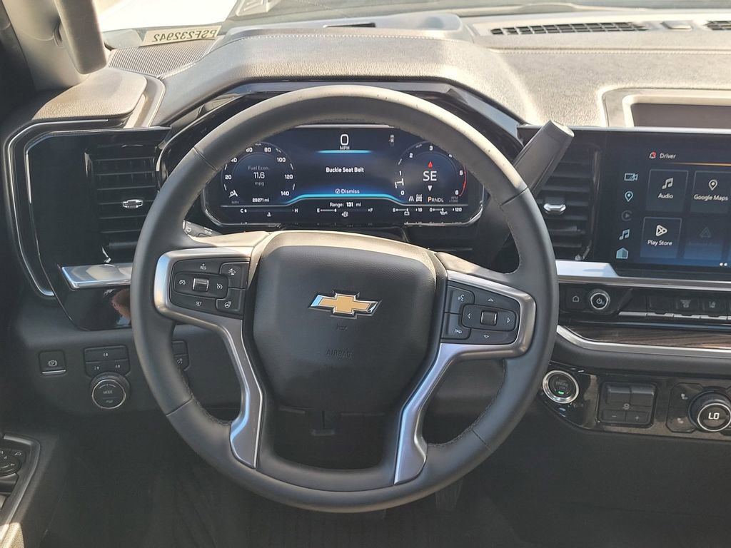 Used 2025 Chevrolet Silverado 2500 LT image 11