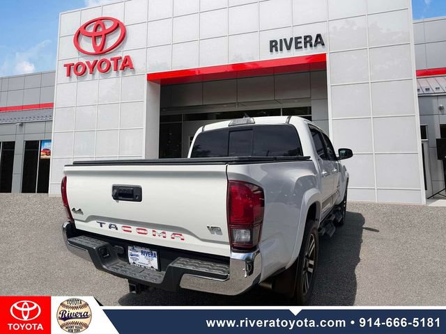 Used 2018 Toyota Tacoma SR5 AWD/4WD image 6
