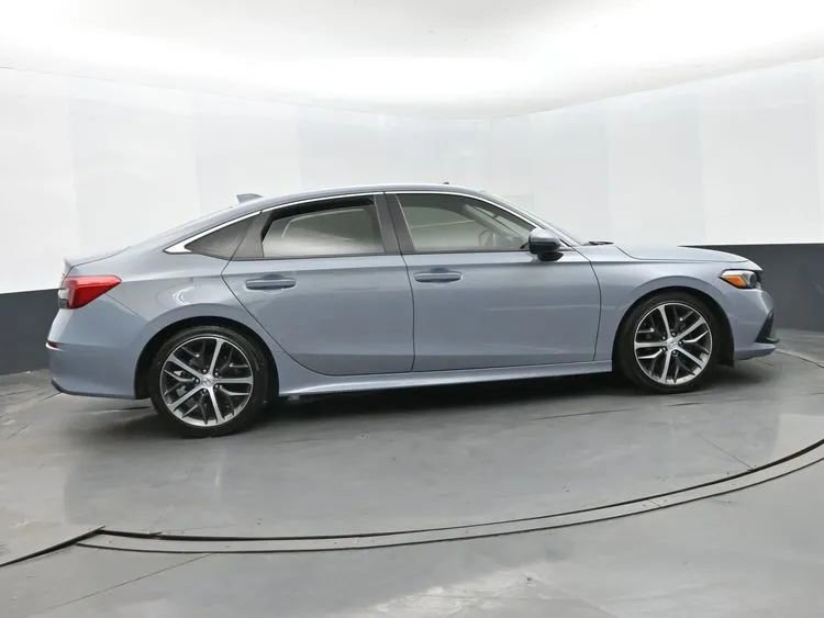 Used 2024 Honda Civic Touring image 4