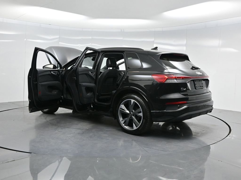 Used 2024 Audi Q4 e-tron Premium Plus w/ Premium Plus image 62