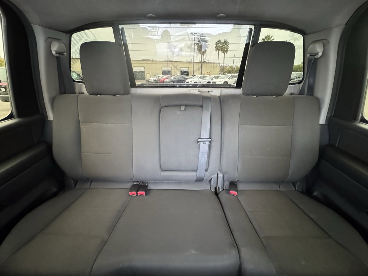 Used 2012 Nissan Titan S image 30