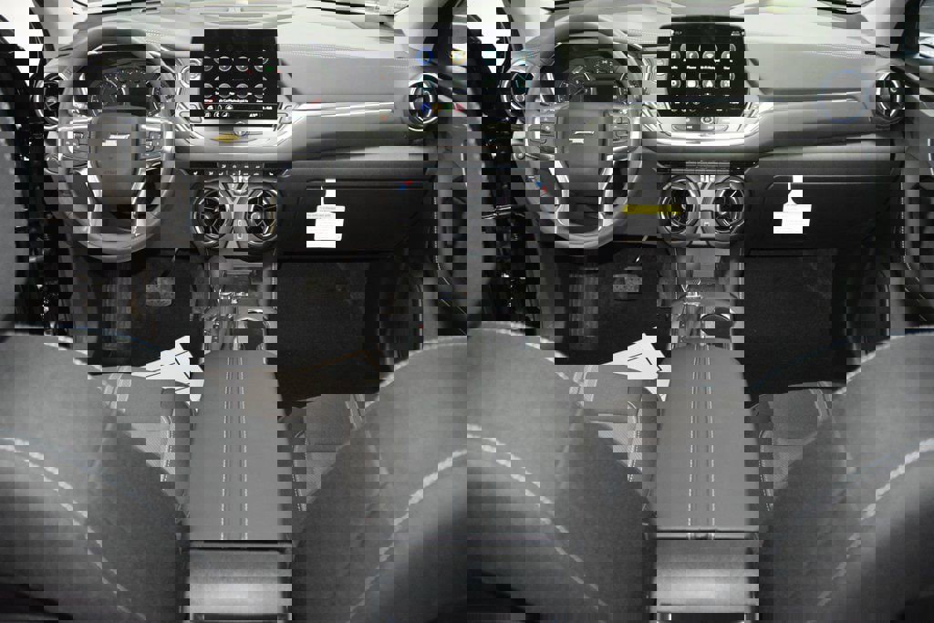 New 2026 Chevrolet Blazer LT w/ Convenience Package FWD image 29