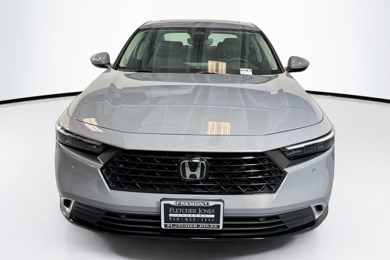 Used 2025 Honda Accord Touring image 2