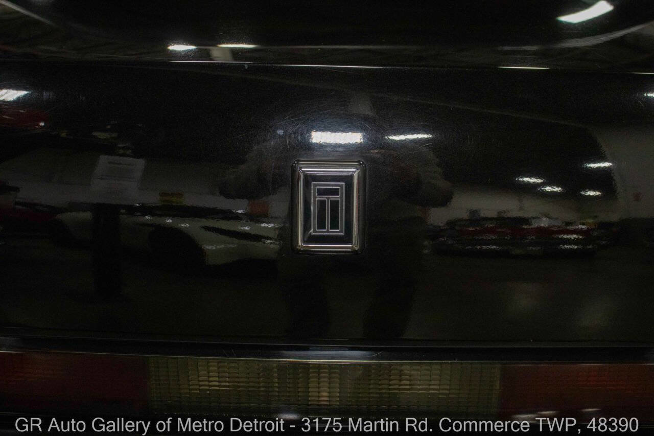 Used 1988 Oldsmobile Toronado Trofeo image 29