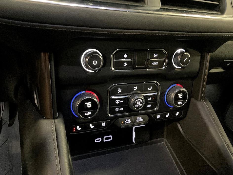 Used 2024 Chevrolet Tahoe High Country image 21