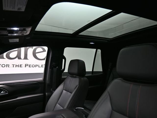 Used 2024 Chevrolet Tahoe RST w/ Luxury Package AWD/4WD image 17