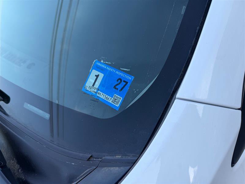 Used 2016 Toyota Corolla L image 8