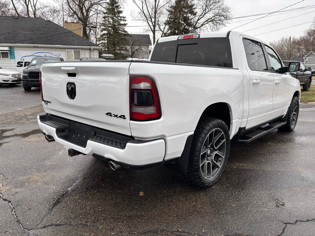 Used 2019 RAM 1500 Sport w/ Level 2 Equipment Group AWD/4WD image 5