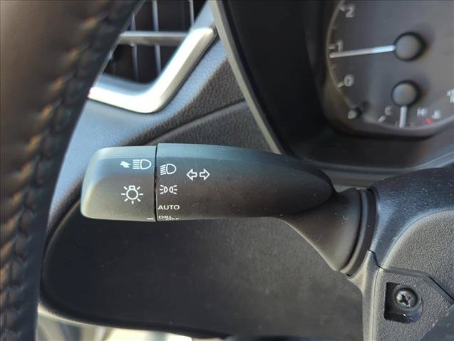 Certified 2025 Toyota Corolla Cross LE FWD image 14