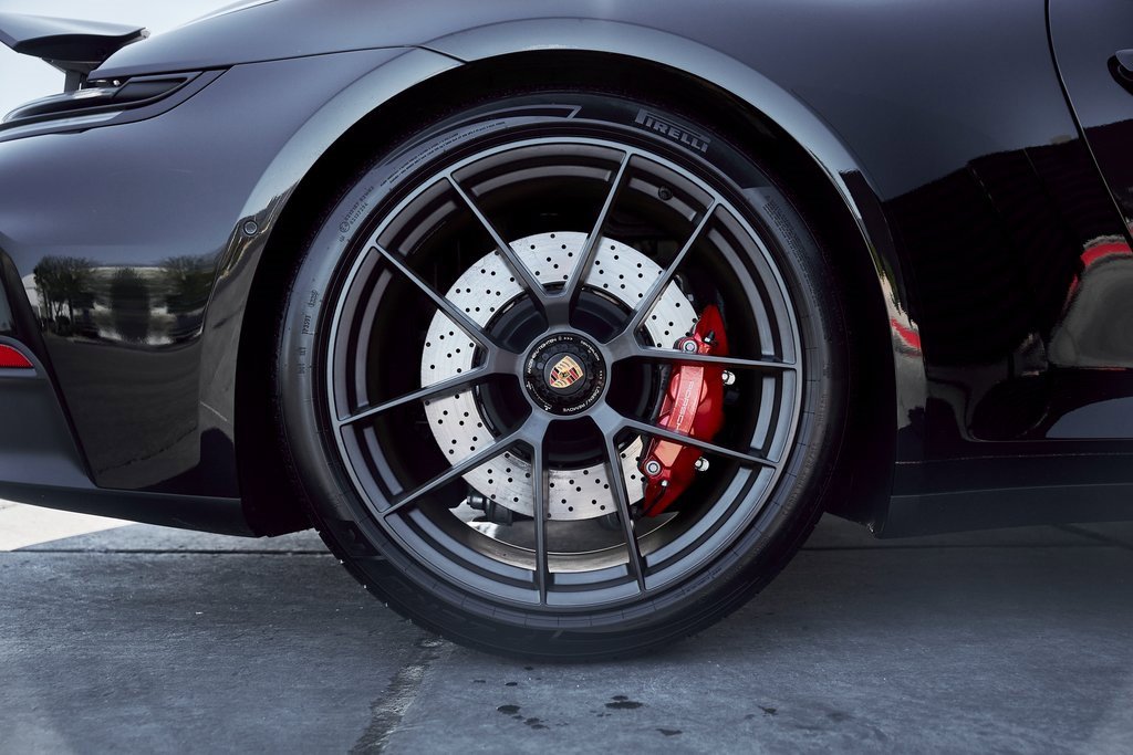 Used 2026 Porsche 911 Carrera GTS w/ Premium Package image 20