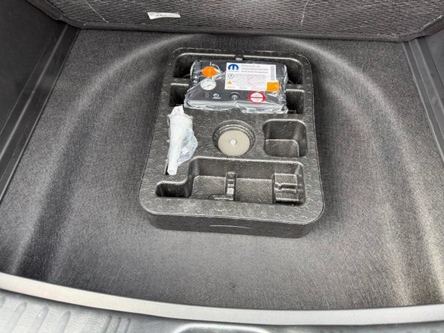 New 2026 Jeep Compass Latitude AWD/4WD image 35