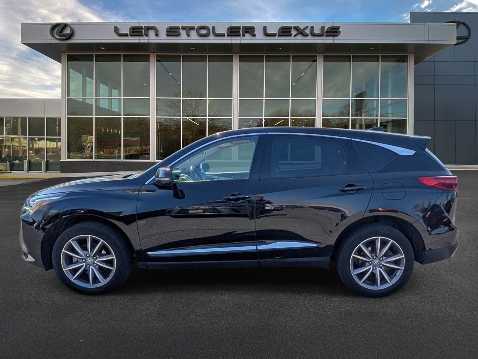 Used 2023 Acura RDX AWD w/ Technology Package image 6