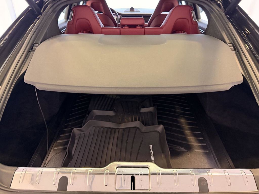 Certified 2023 Porsche Panamera 4 AWD/4WD image 28