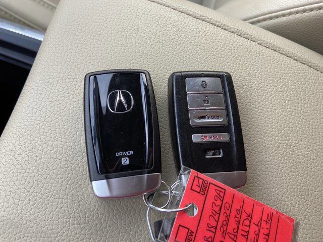 Used 2020 Acura MDX FWD image 44