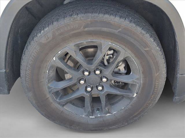 Used 2021 Chevrolet Traverse LS AWD/4WD image 8