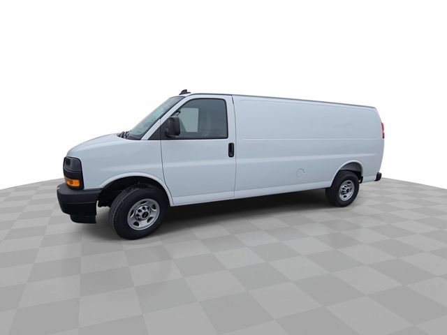 New 2025 GMC Savana 3500 Extended w/ Driver Convenience Package image 4