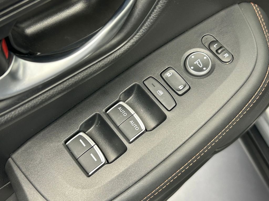 Used 2024 Honda HR-V Sport image 16