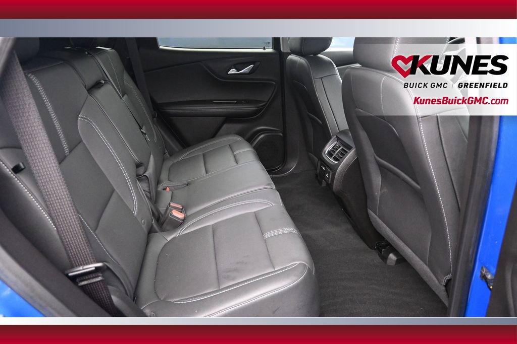 Used 2024 Chevrolet Blazer LT w/ Sound & Technology Package FWD image 24