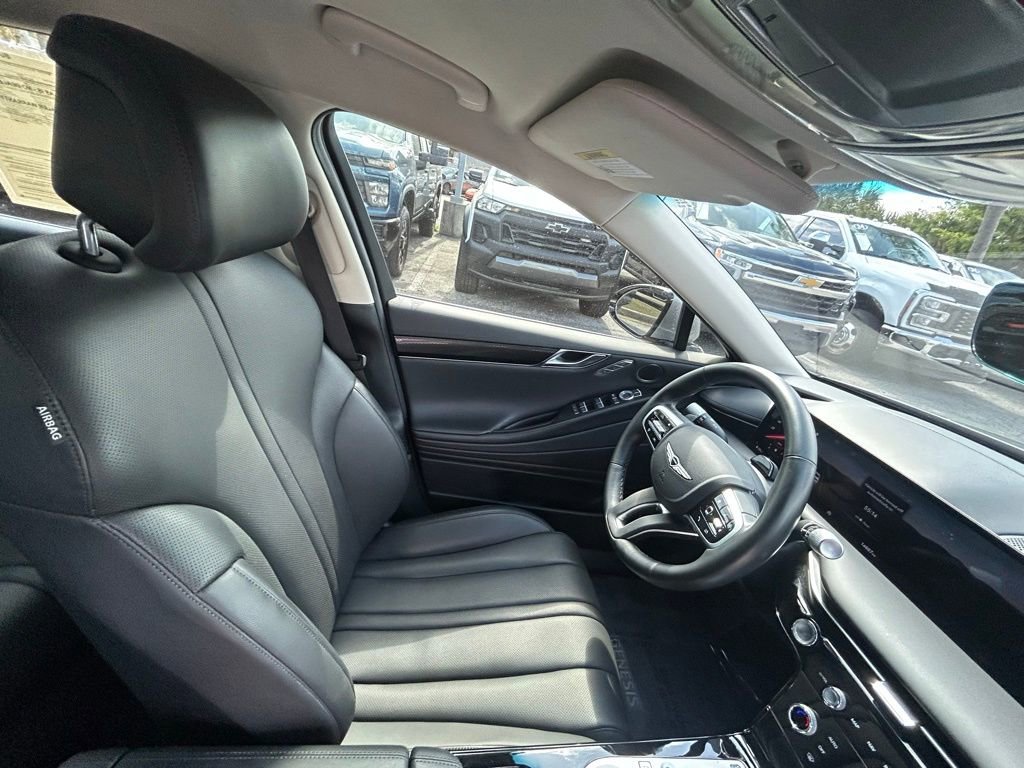 Used 2025 Genesis G80 2.5T image 26