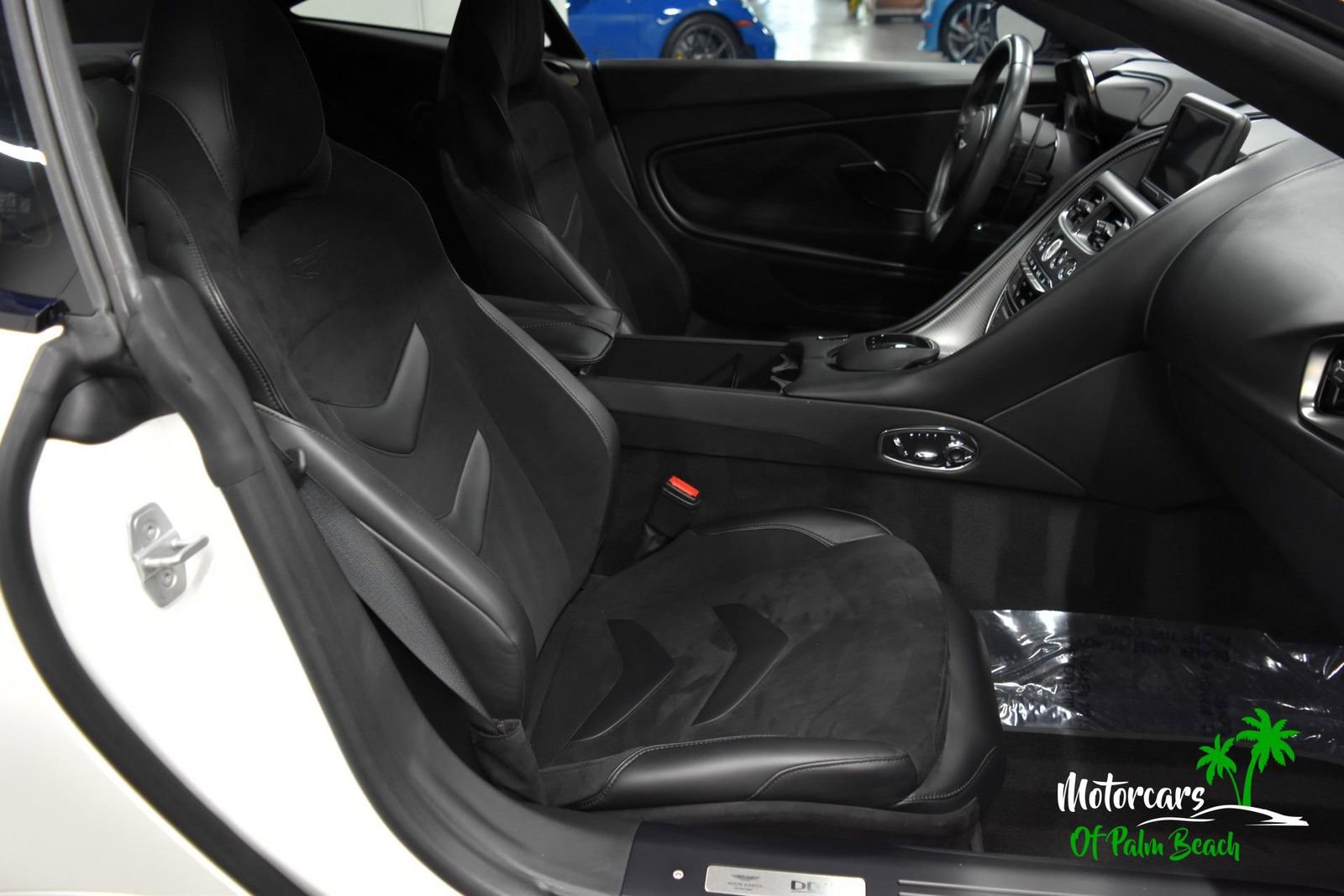 Used 2019 Aston Martin DBS Superleggera image 23