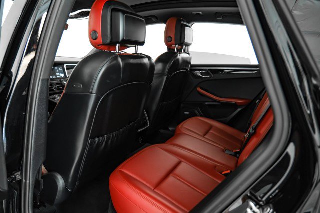 Used 2021 Porsche Macan image 29