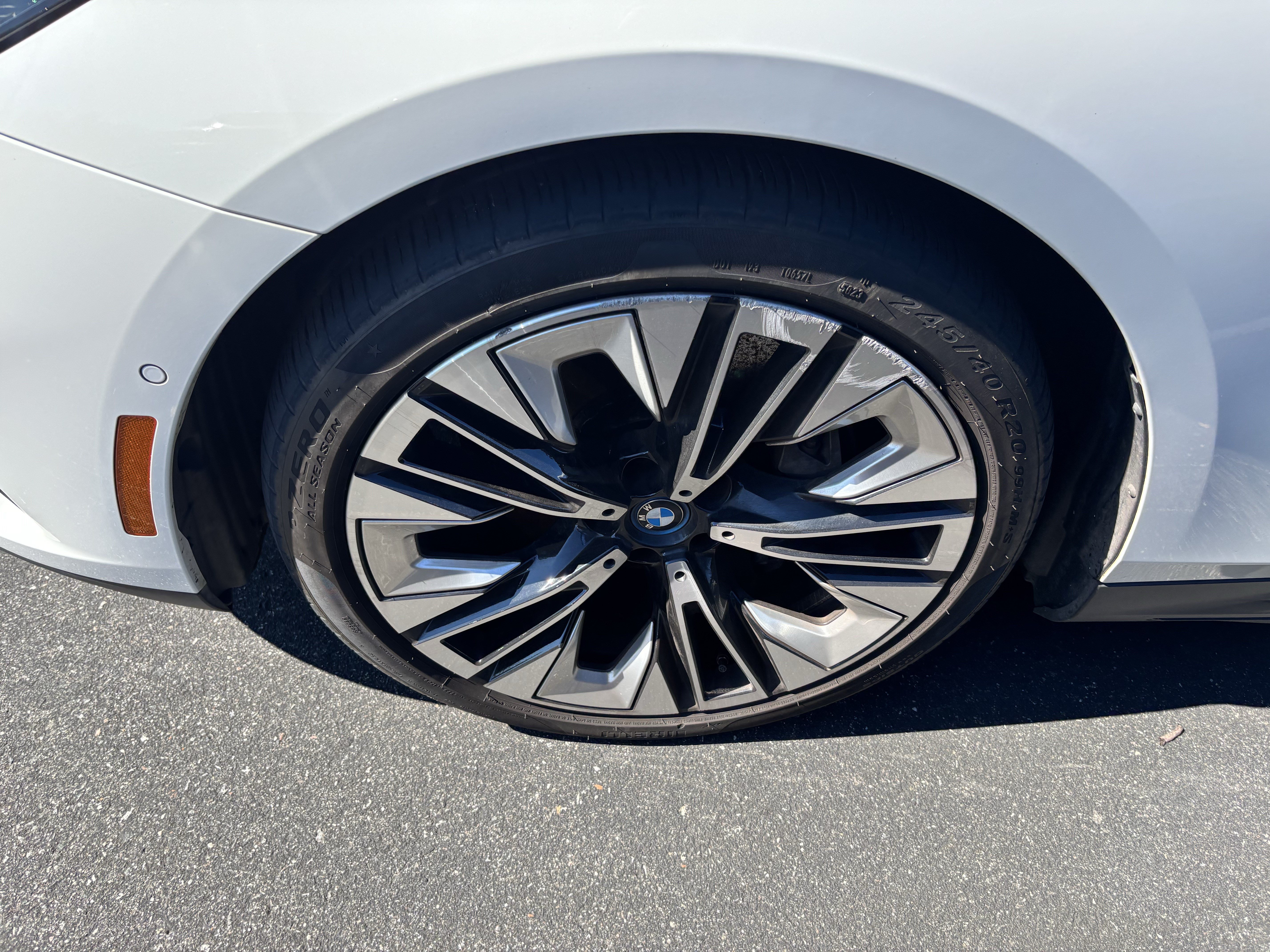 Certified 2024 BMW i5 eDrive40i w/ M Sport Package RWD image 13