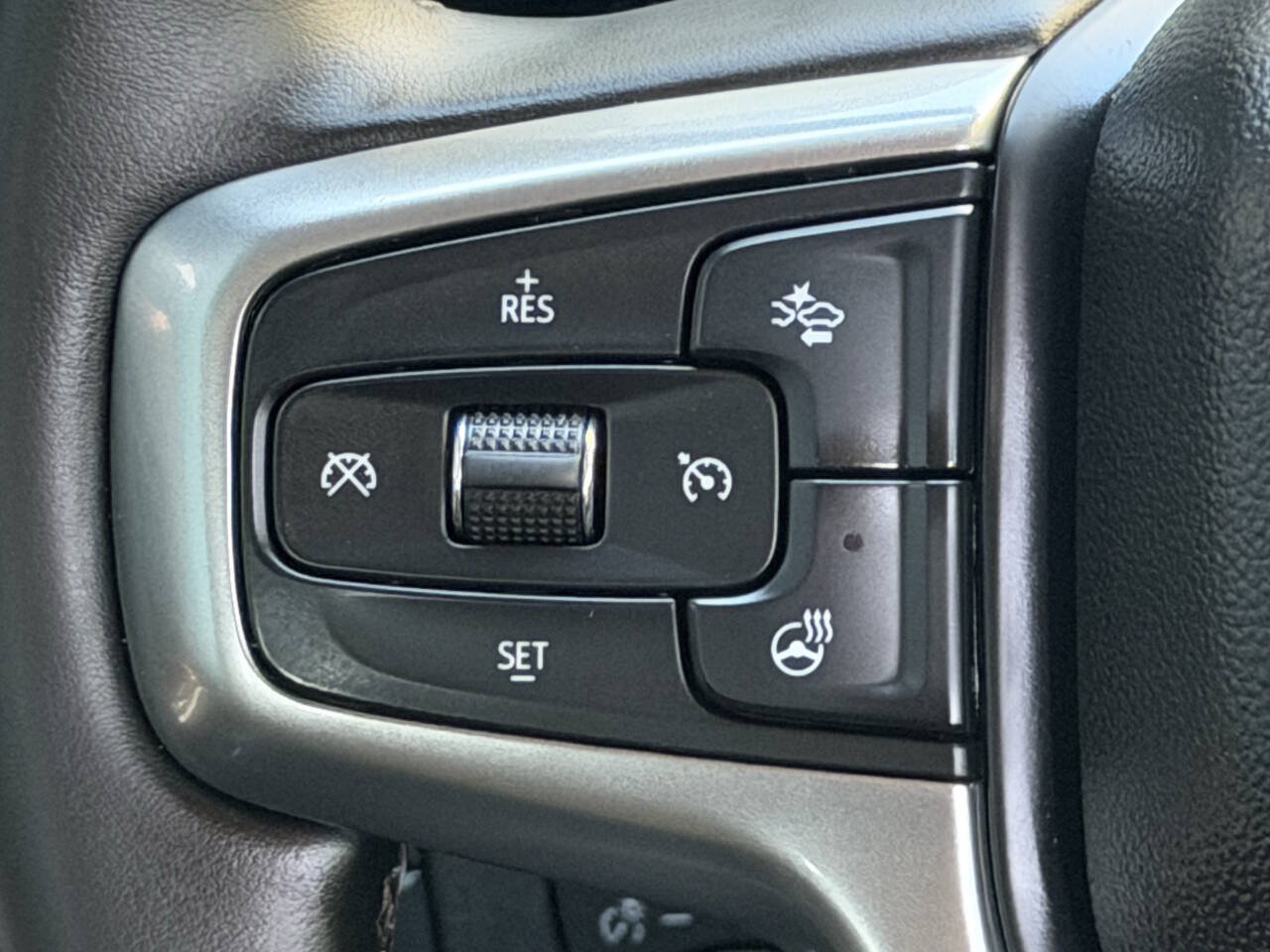 Used 2026 Chevrolet Silverado 1500 RST w/ RST Select Package AWD/4WD image 24