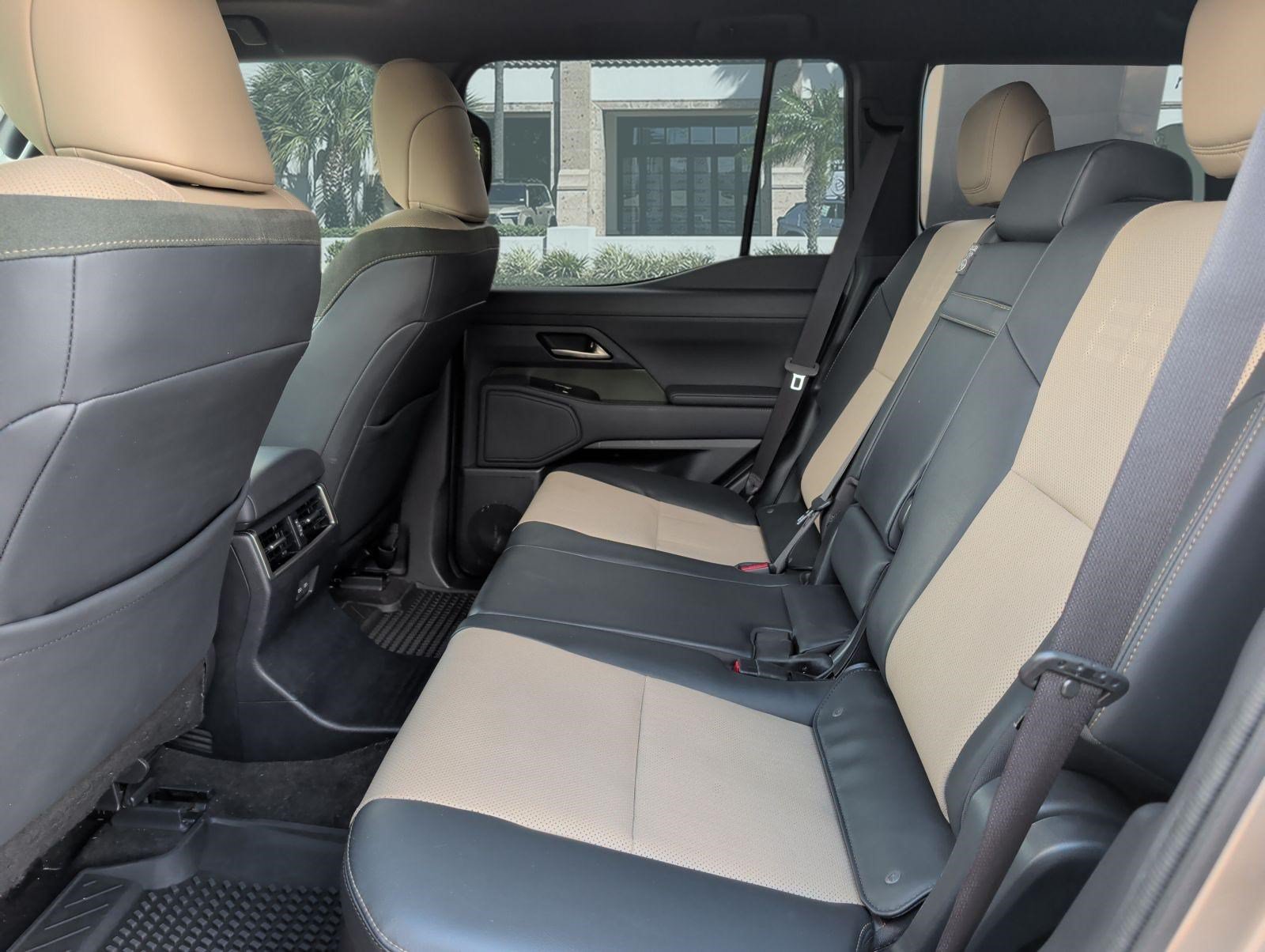 Certified 2025 Lexus GX 550 AWD/4WD image 25