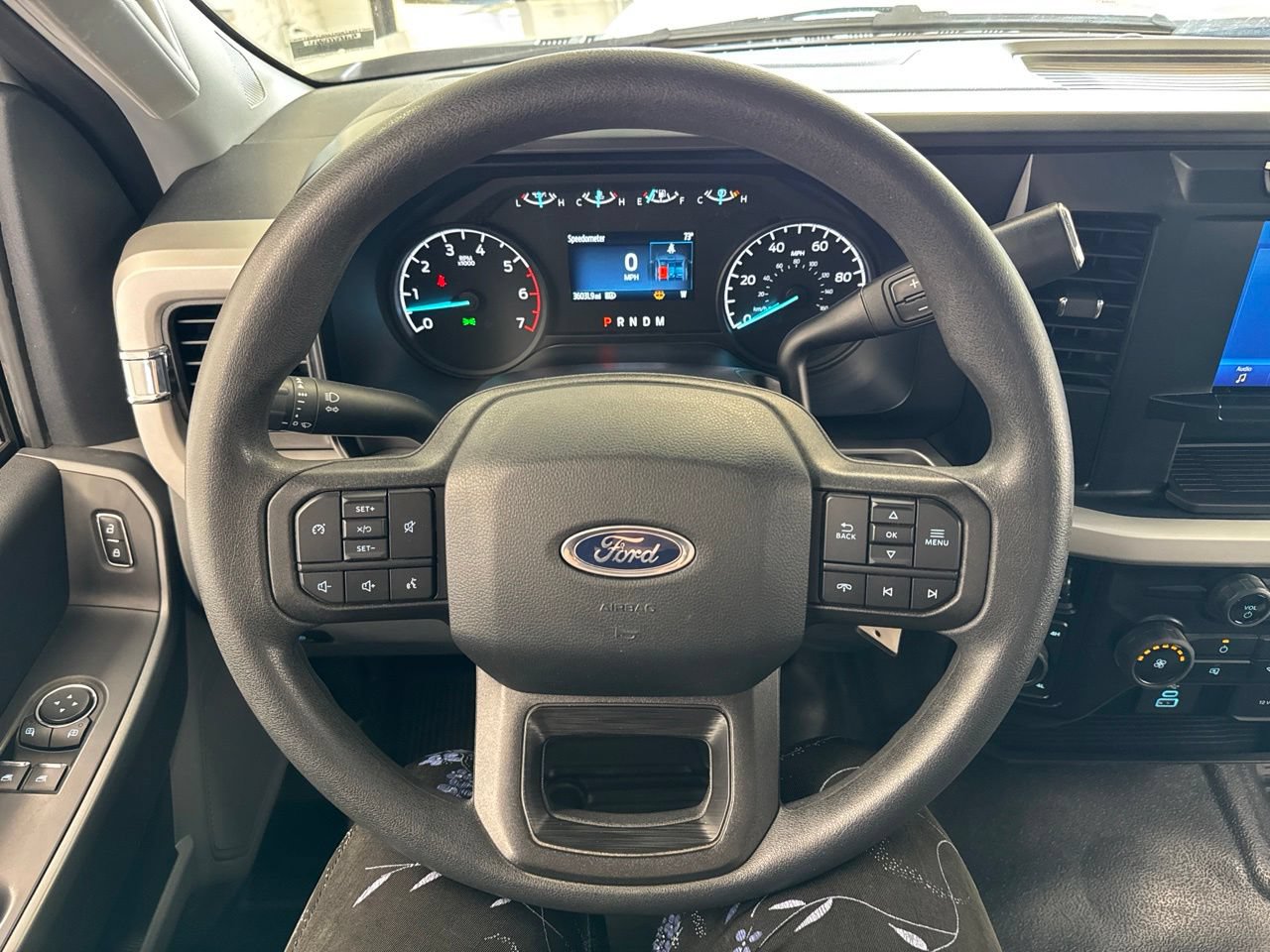 Used 2024 Ford F350 XLT AWD/4WD image 18
