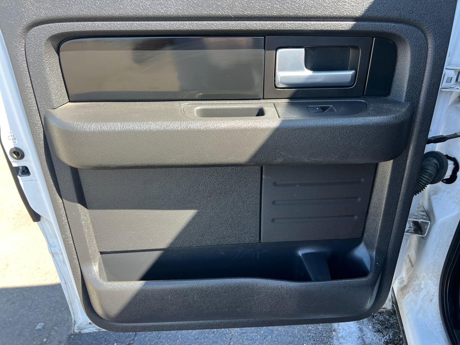 Used 2014 Ford F150 FX4 w/ Equipment Group 402A Luxury image 29