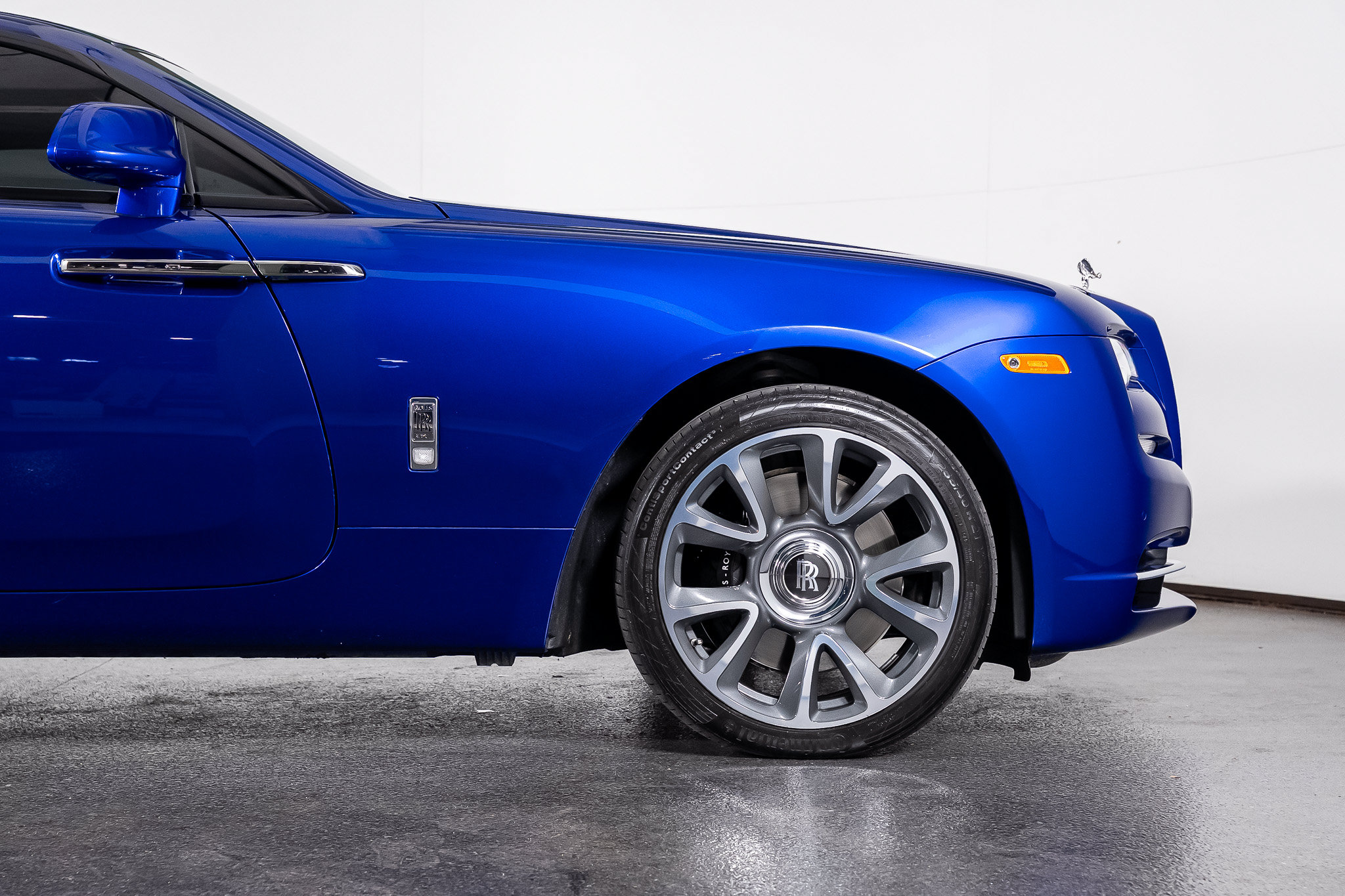 Used 2020 Rolls-Royce Wraith RWD image 36