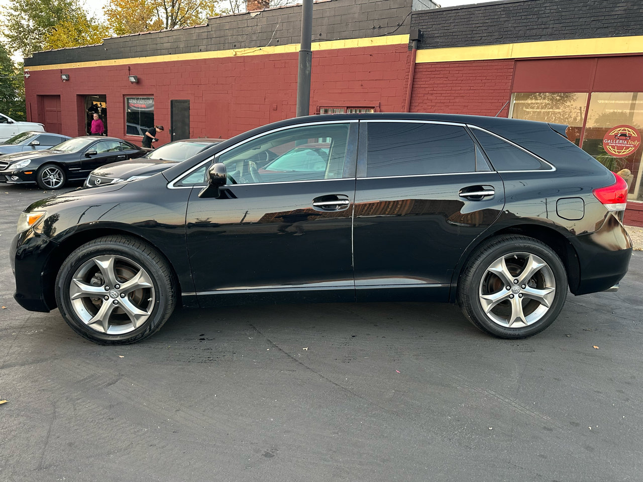 Used 2010 Toyota Venza image 5