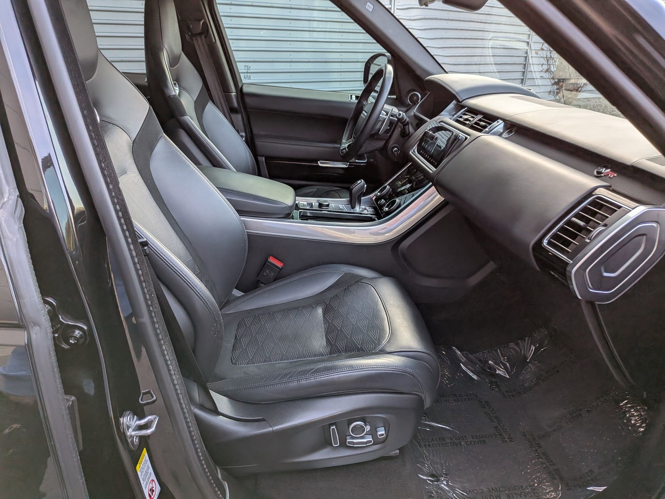 Used 2021 Land Rover Range Rover Sport SVR image 31