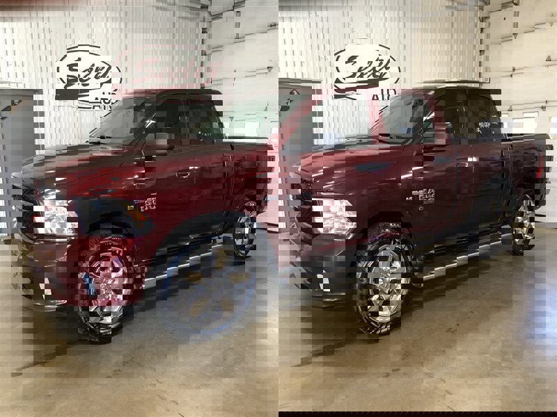 Used 2019 RAM 1500 Express w/ Express Value Package image 1